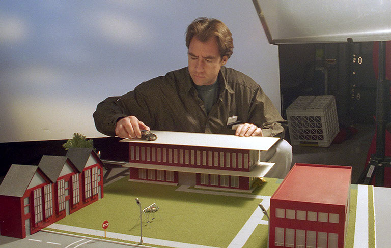 Bill O'Neil director
